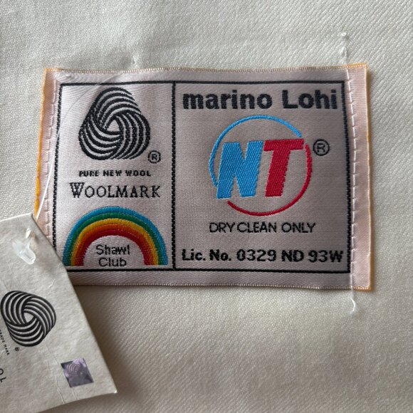 Marino Lohi Woolmark Pure New Wool Shawl -Brand New With Tags and Lic.No. on Tag - Picture 3 of 6